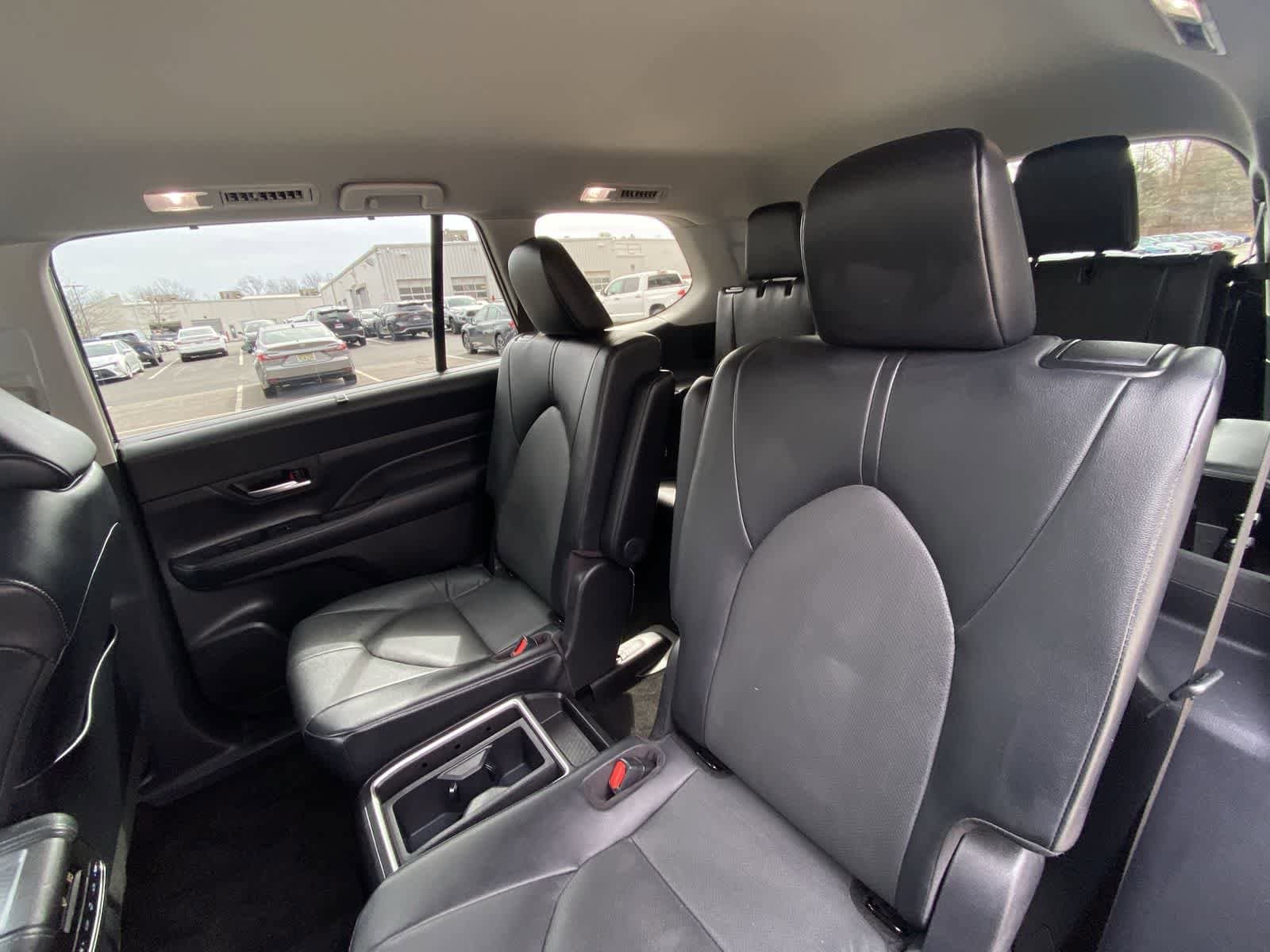 Thumbnail: 2025 Toyota Grand Highlander - 23