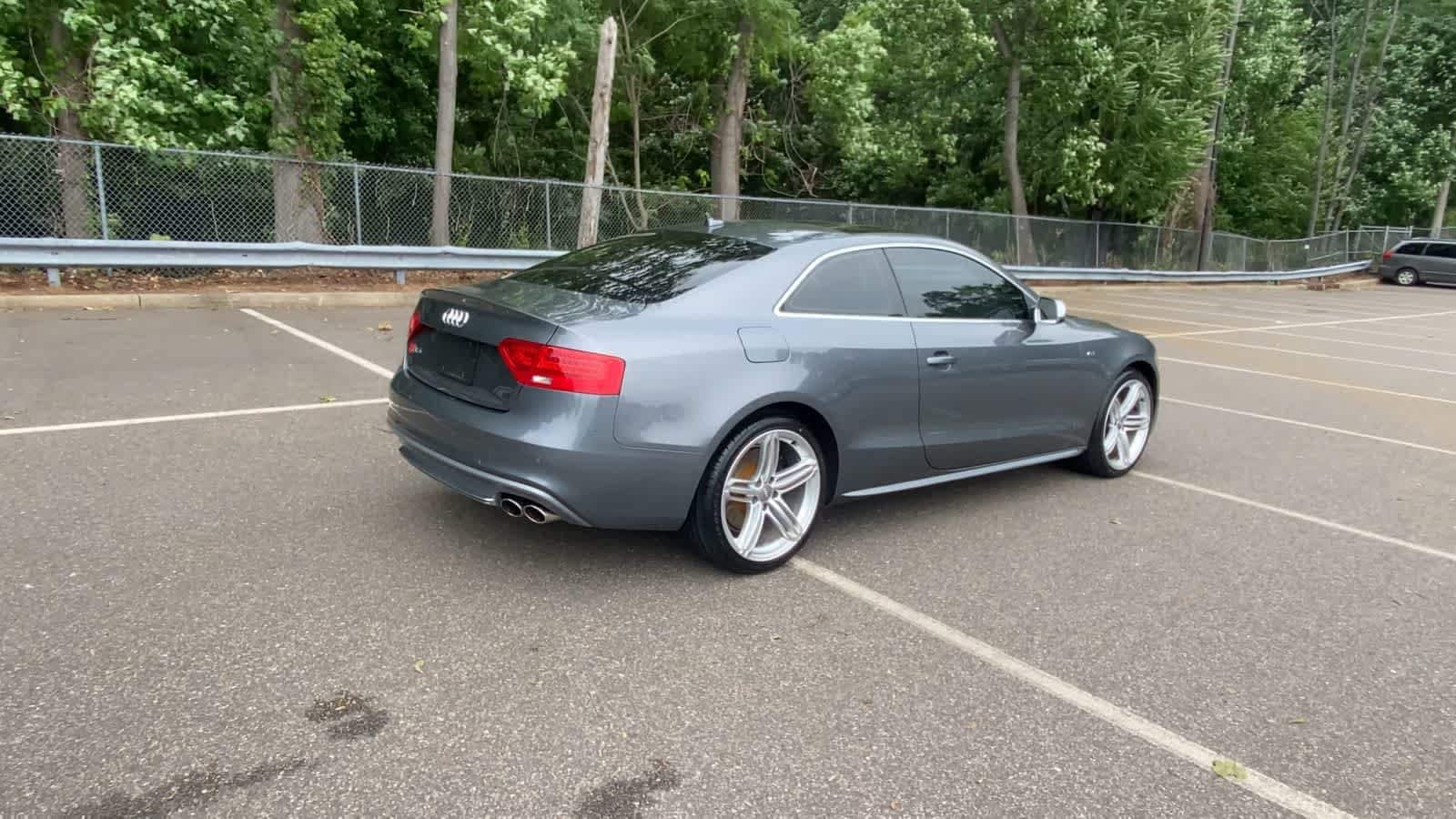 Thumbnail: 2014 Audi S5 - 11