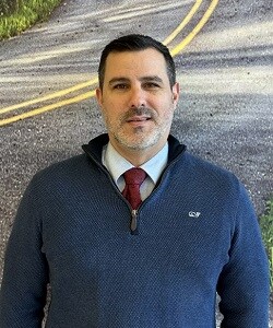 Staff member Chad Braverman from ID_586327b4ee69