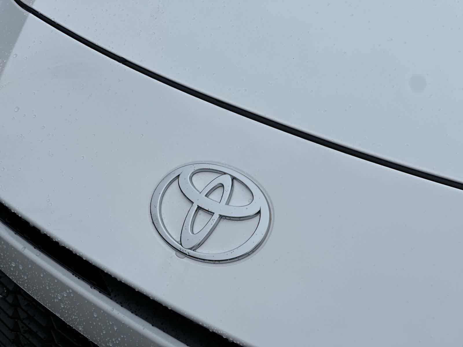 Thumbnail: 2026 Toyota Camry - 12