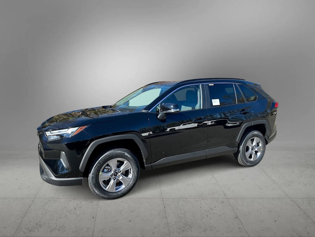 New 2025 Toyota RAV4 XLE SUV
