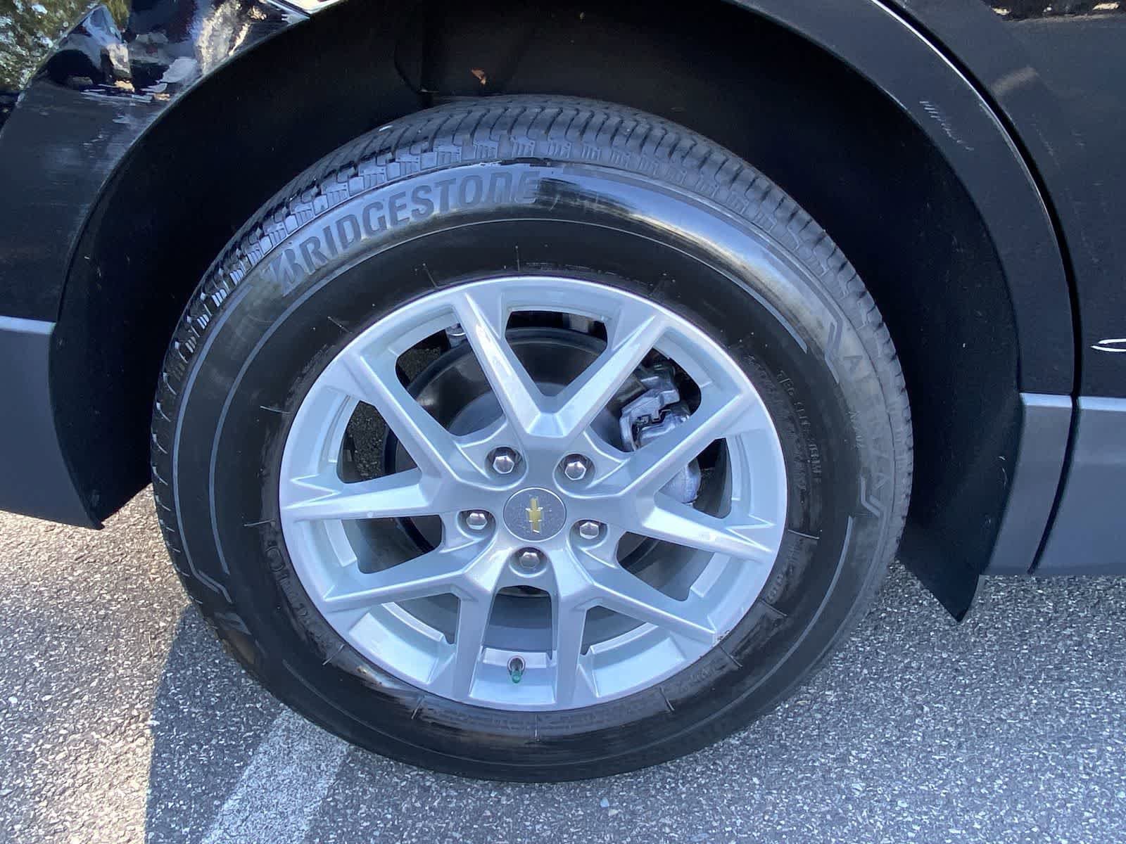 Thumbnail: 2022 Chevrolet Equinox - 13