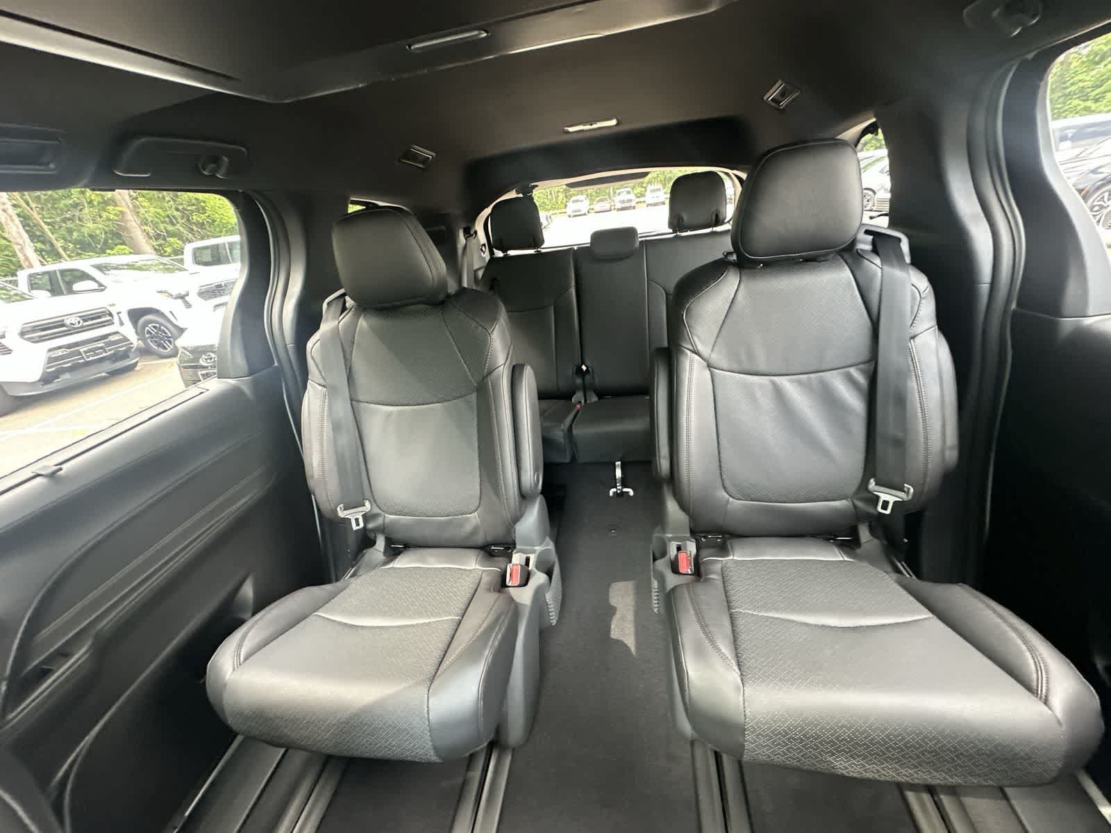 Thumbnail: 2026 Toyota Sienna - 39
