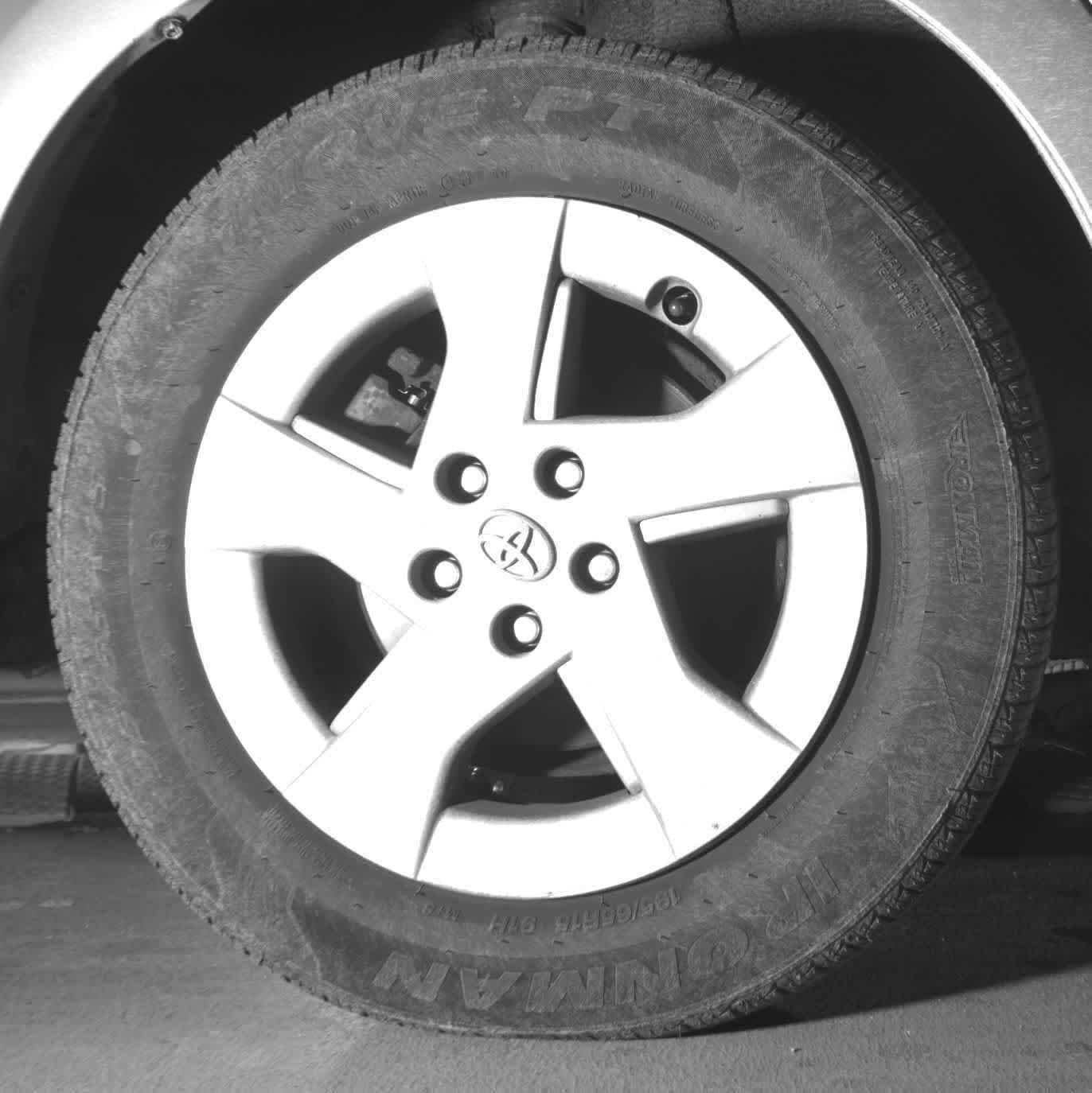 Thumbnail: 2011 Toyota Prius - 15