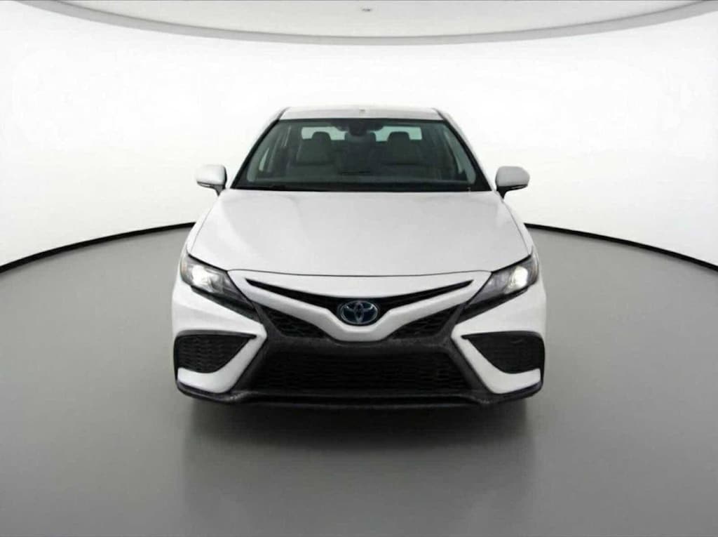 Used 2023 Toyota Camry SE Sedan
