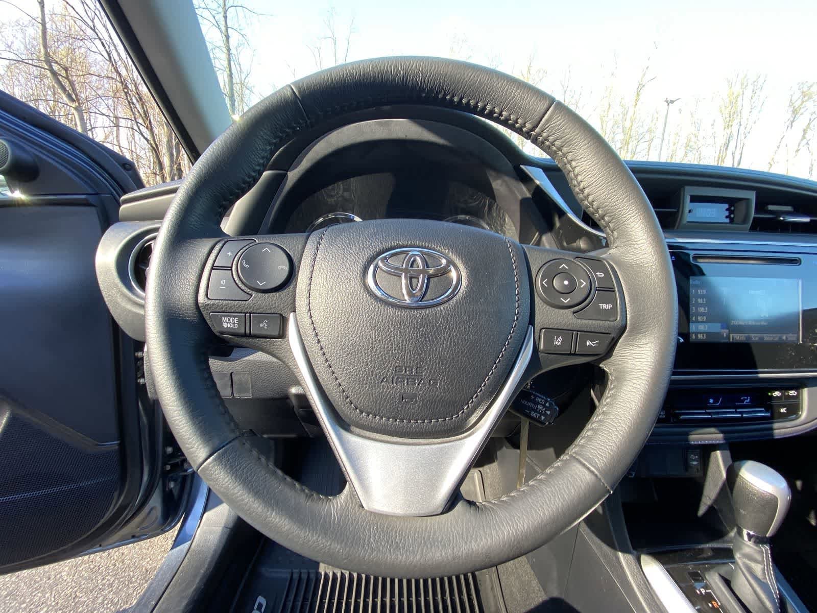 Thumbnail: 2018 Toyota Corolla - 28