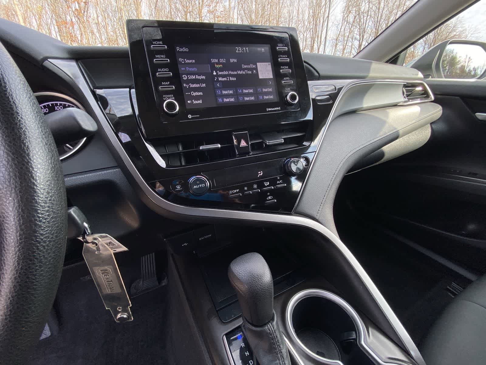 Thumbnail: 2023 Toyota Camry - 26