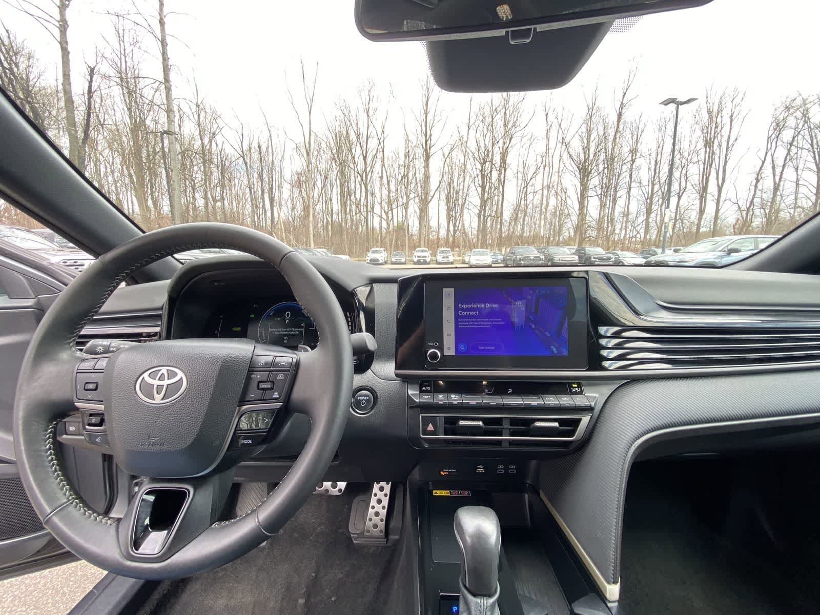 Thumbnail: 2025 Toyota Camry - 18