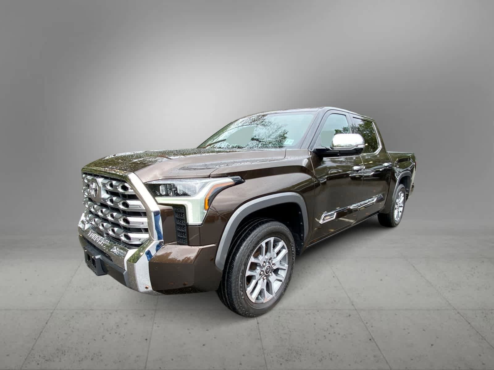 Thumbnail: 2022 Toyota Tundra - 1