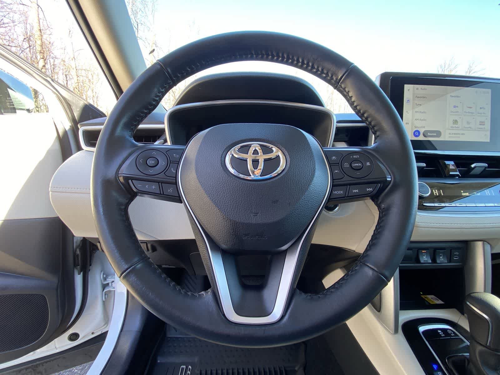 Thumbnail: 2023 Toyota Corolla Cross - 33