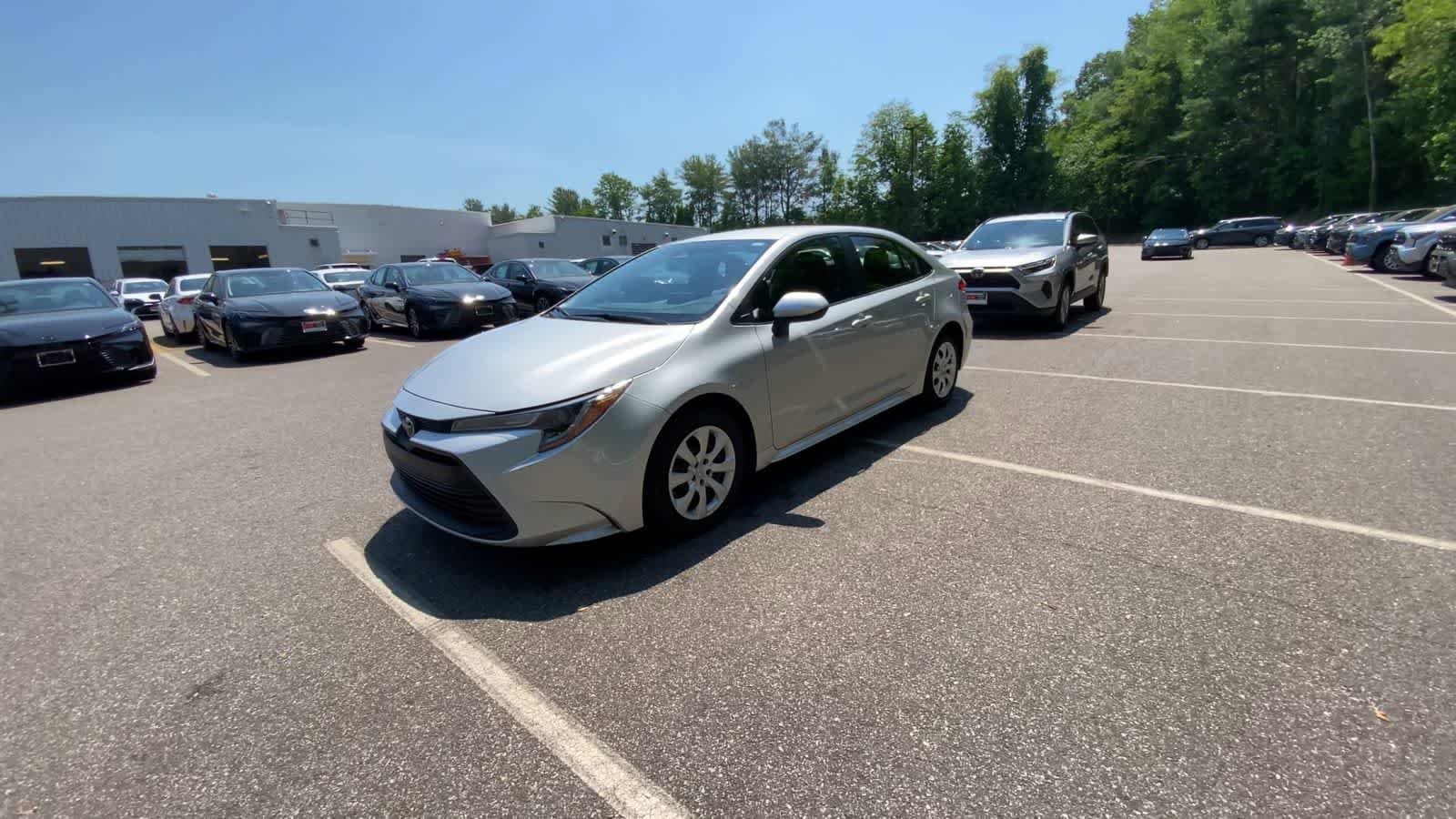 Thumbnail: 2024 Toyota Corolla - 7