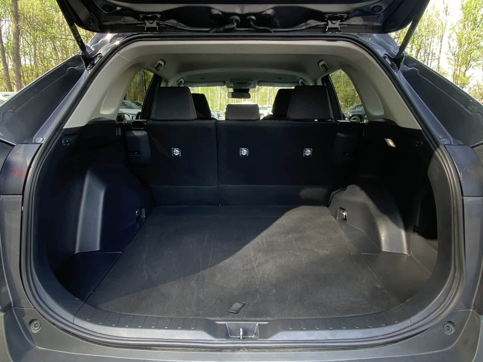 Thumbnail: 2025 Toyota RAV4 - 14