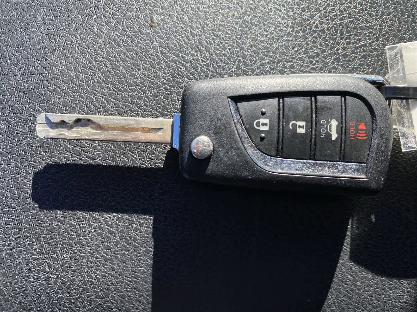 Thumbnail: 2023 Toyota Camry - 36