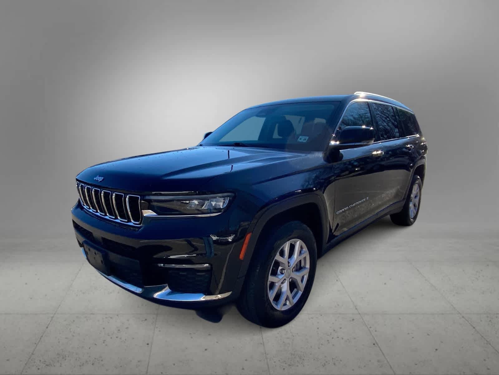 Thumbnail: 2021 Jeep Grand Cherokee L - 8