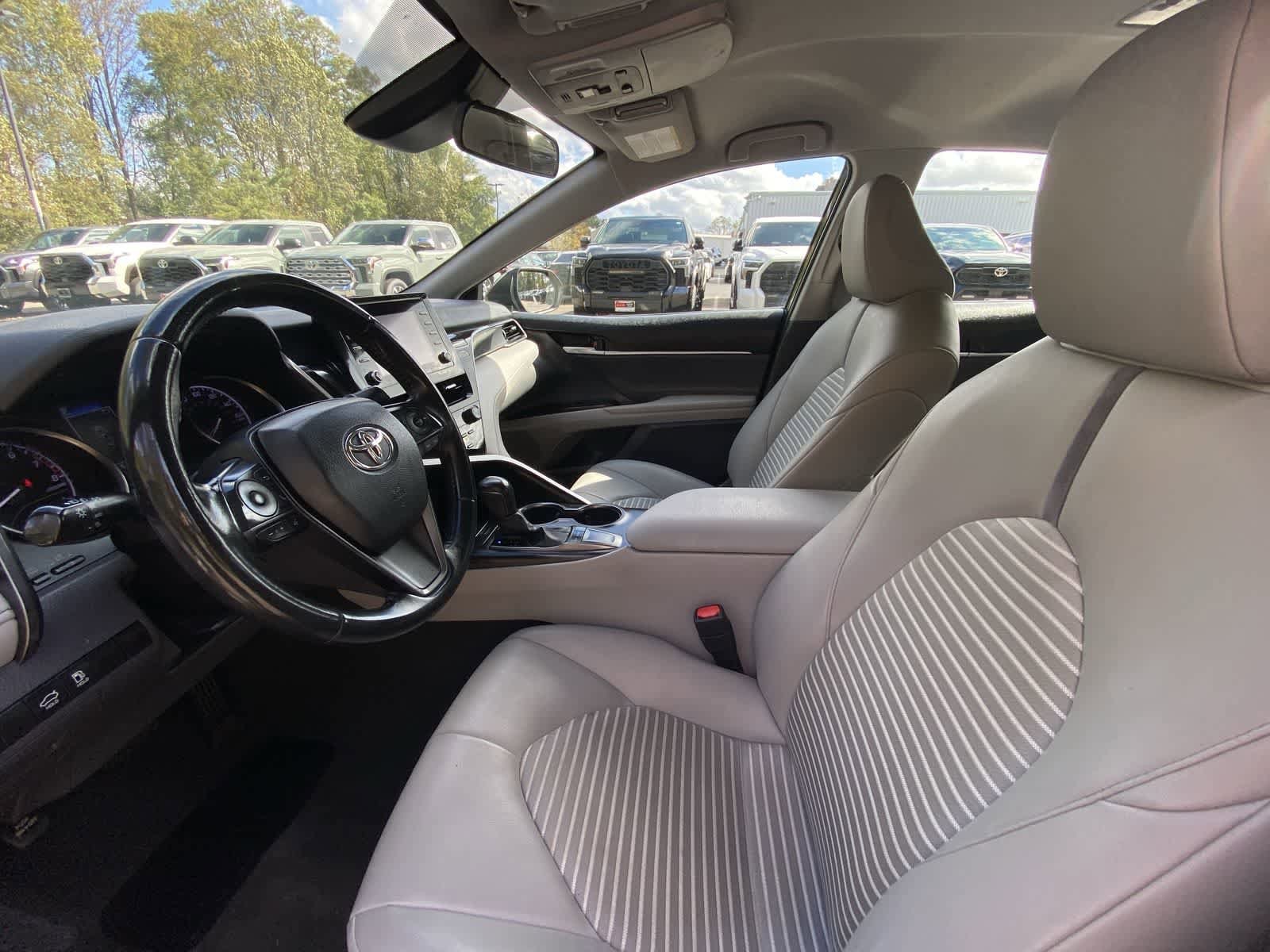 Thumbnail: 2023 Toyota Camry - 16