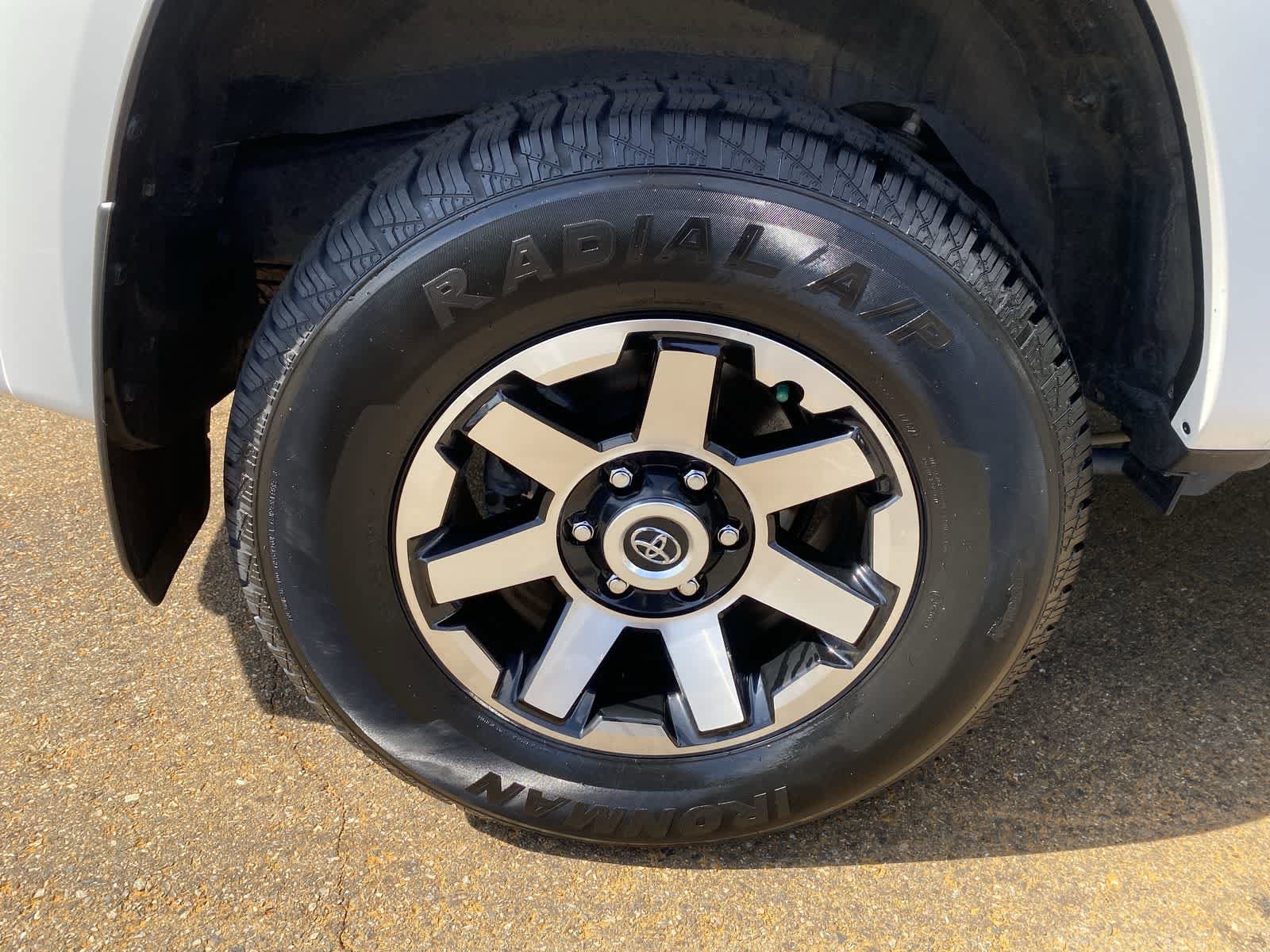 Thumbnail: 2024 Toyota 4Runner - 12