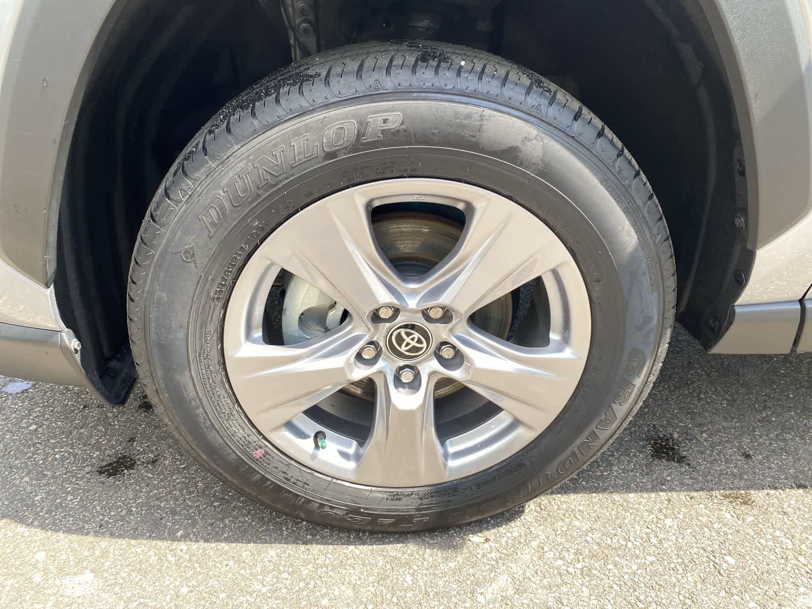 Thumbnail: 2025 Toyota RAV4 - 14