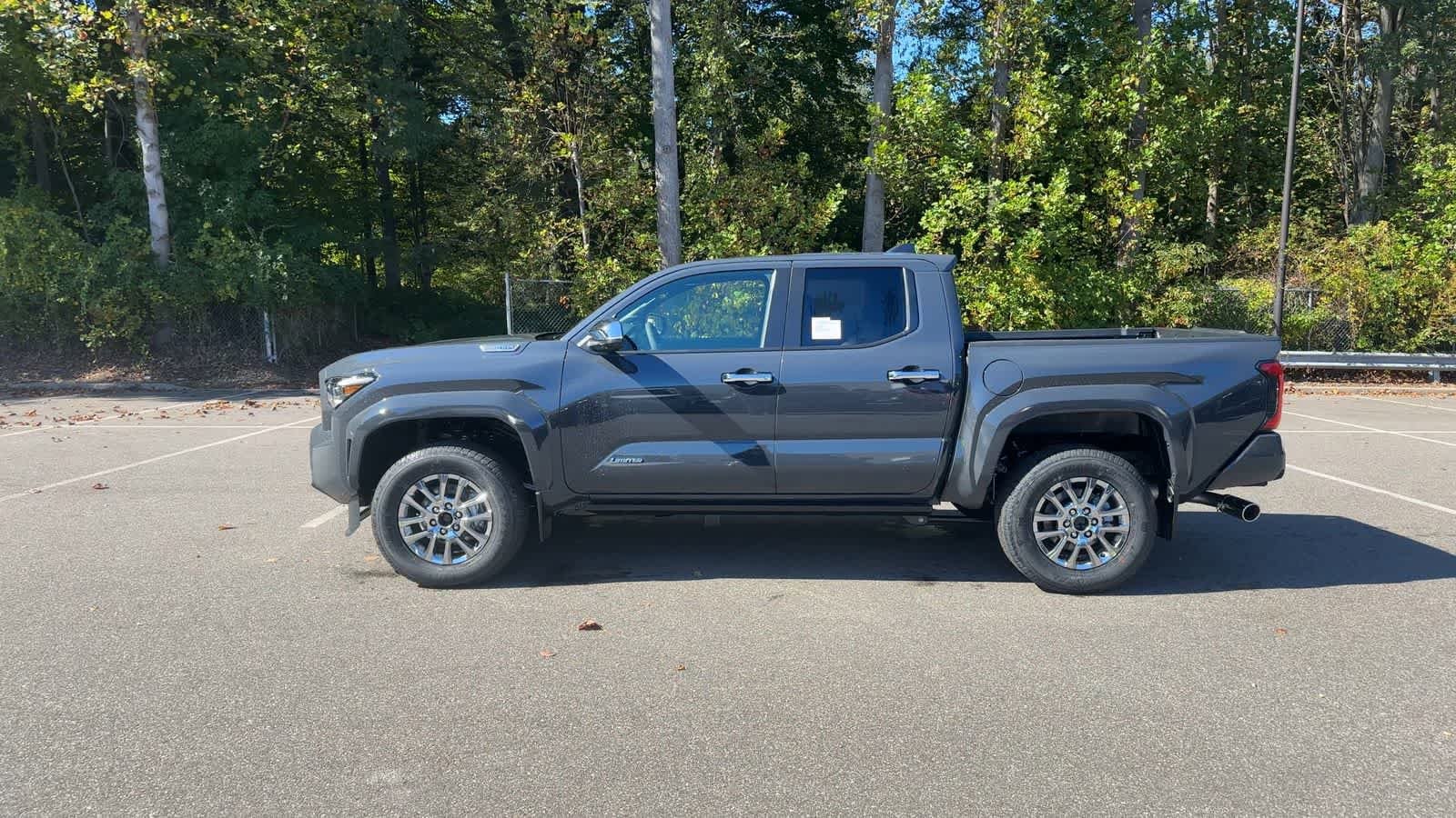 Thumbnail: 2025 Toyota Tacoma - 5