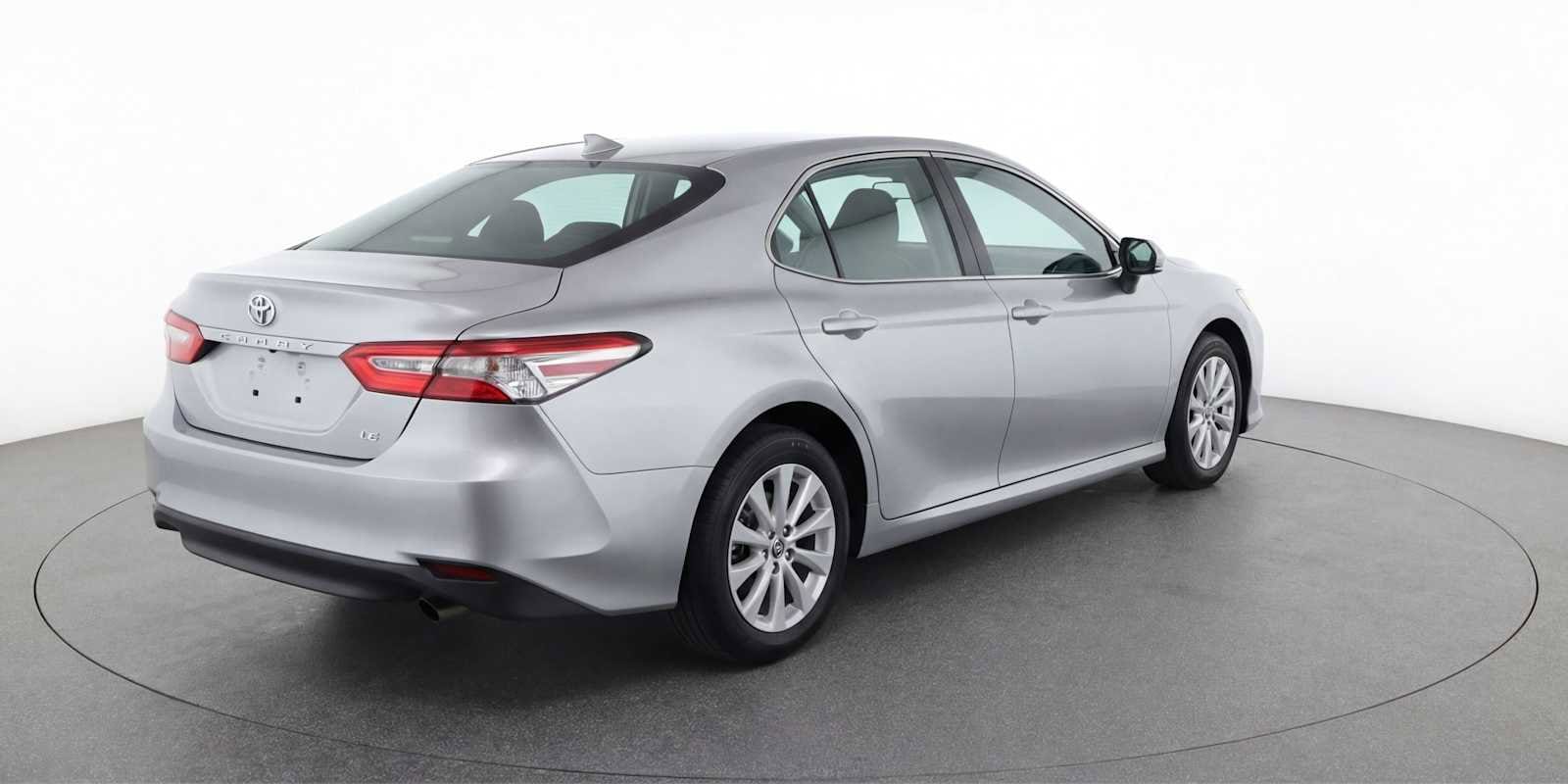 Thumbnail: 2023 Toyota Camry - 6