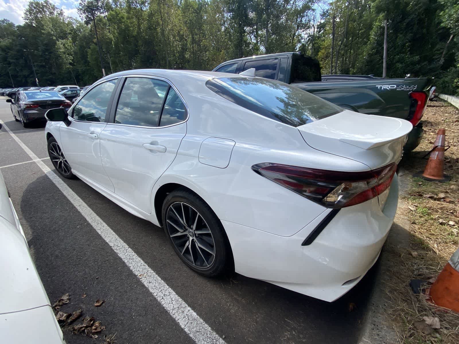 Thumbnail: 2023 Toyota Camry - 9