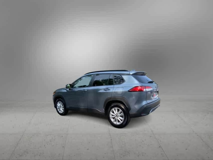 2024 Toyota Corolla Cross LE 6