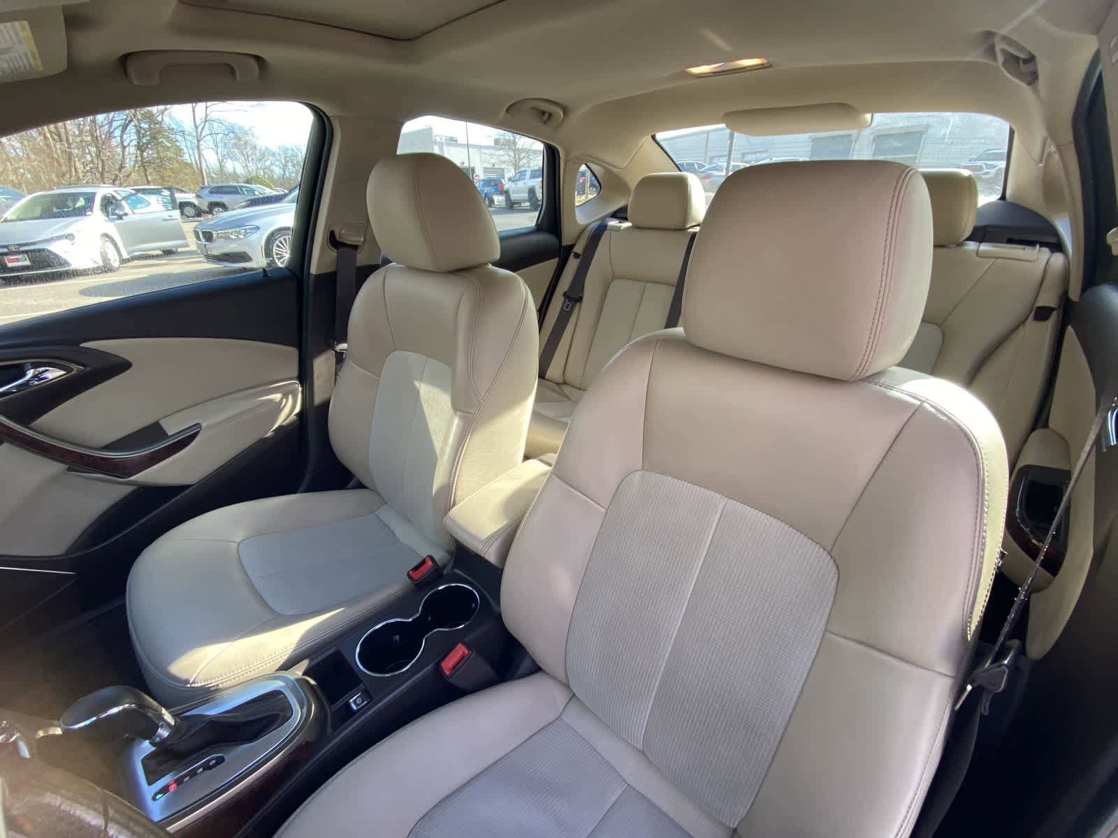 Thumbnail: 2012 Buick Verano - 25