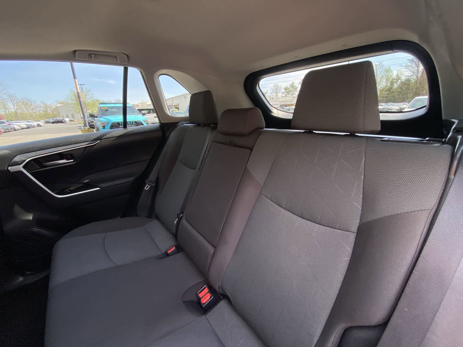 Thumbnail: 2025 Toyota RAV4 - 26