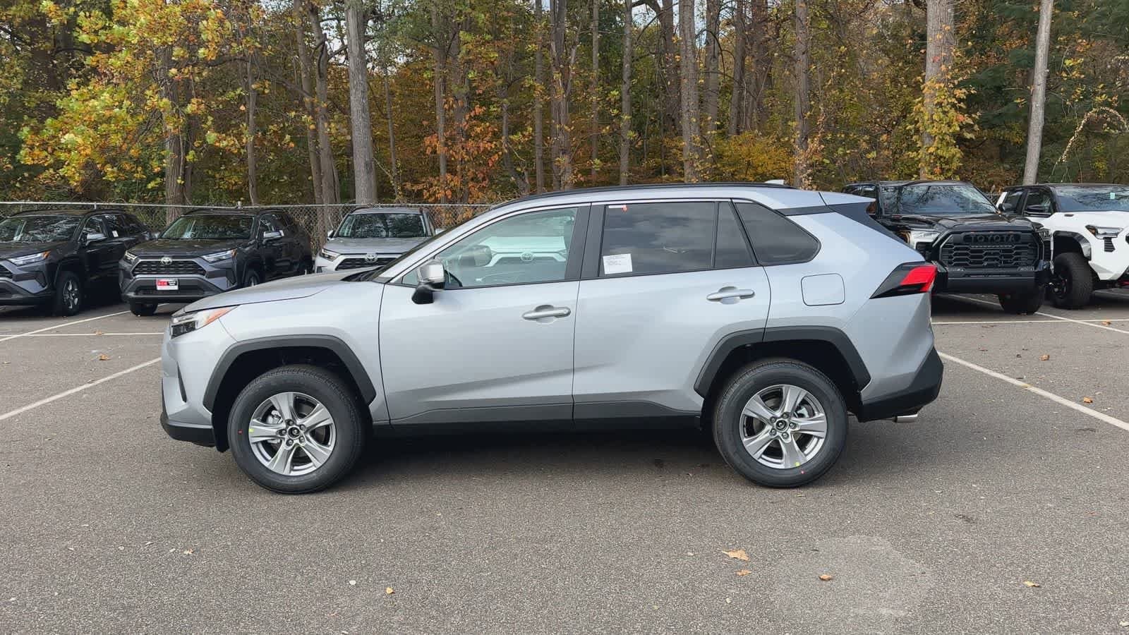 Thumbnail: 2025 Toyota RAV4 - 5