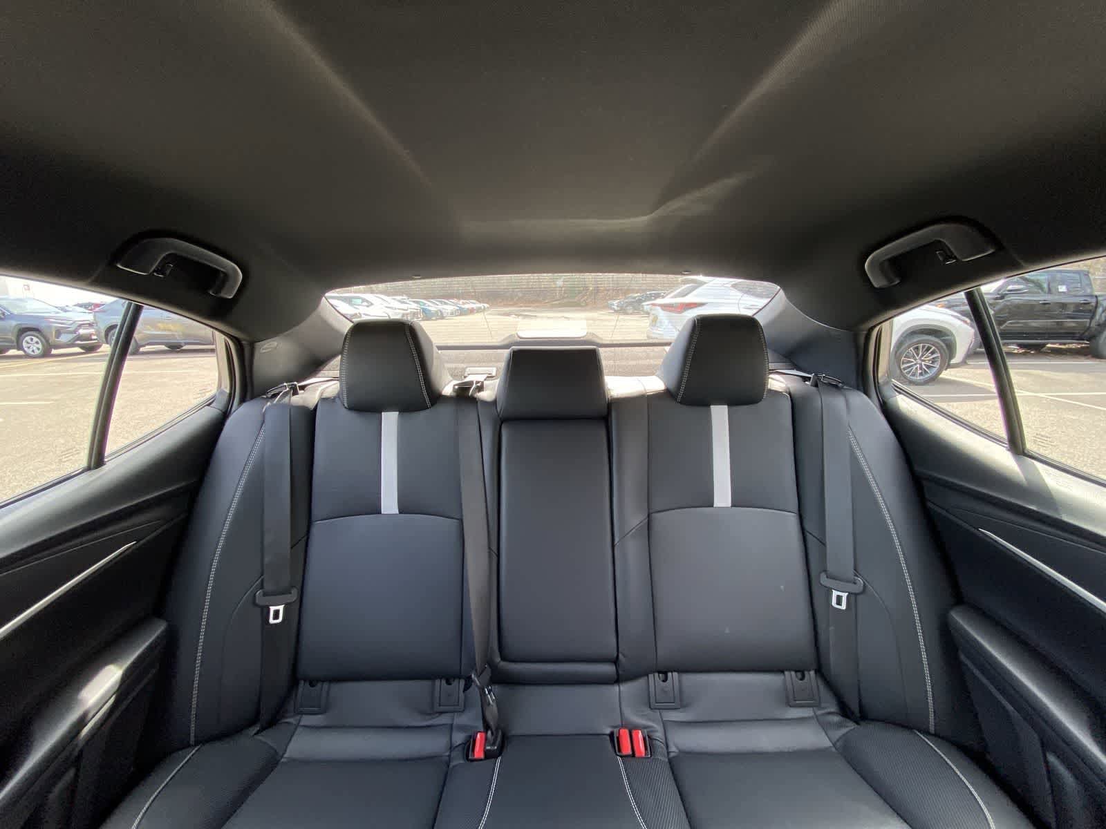 Thumbnail: 2025 Toyota Camry - 25