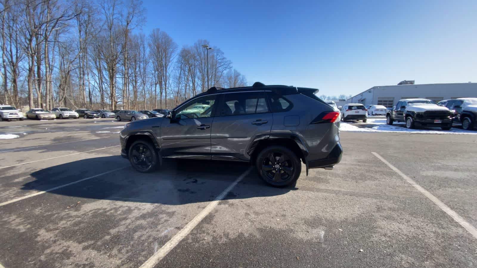 Thumbnail: 2019 Toyota RAV4 - 13