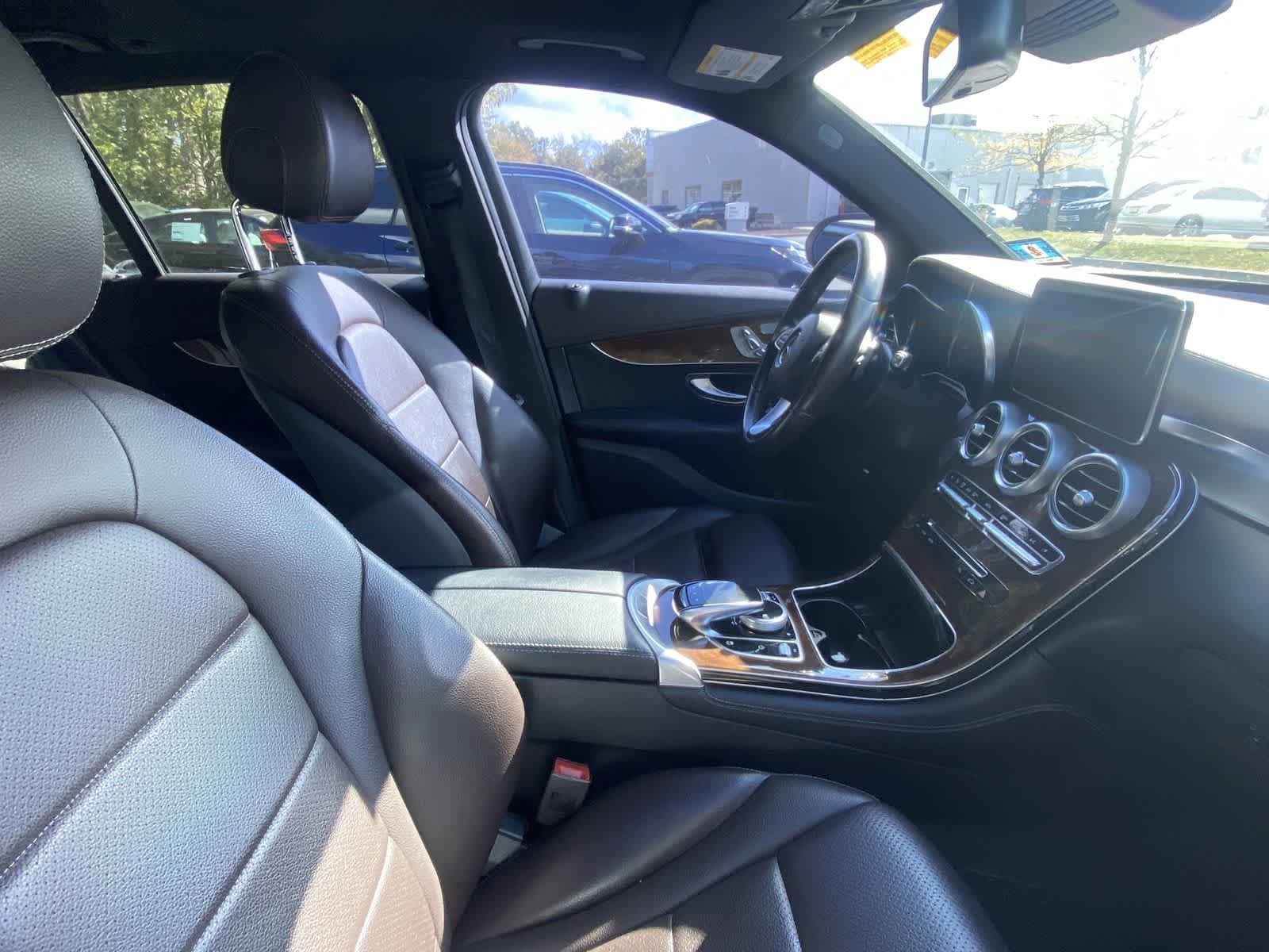 Thumbnail: 2016 Mercedes-Benz GLC - 5