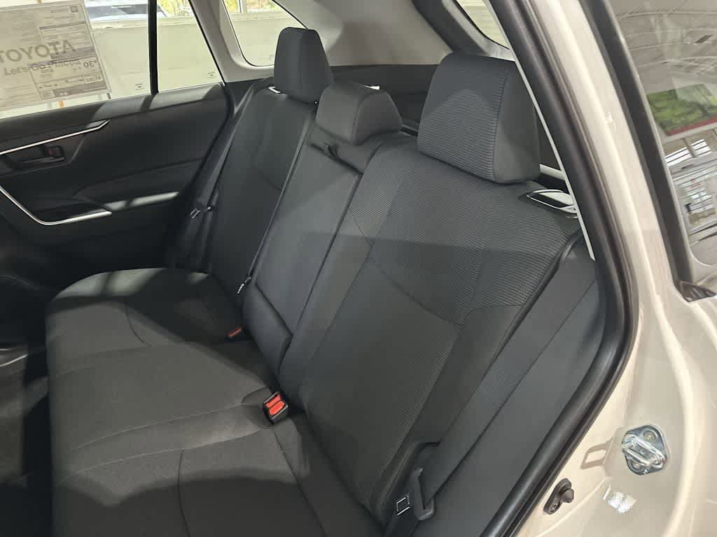 Thumbnail: 2025 Toyota RAV4 - 22