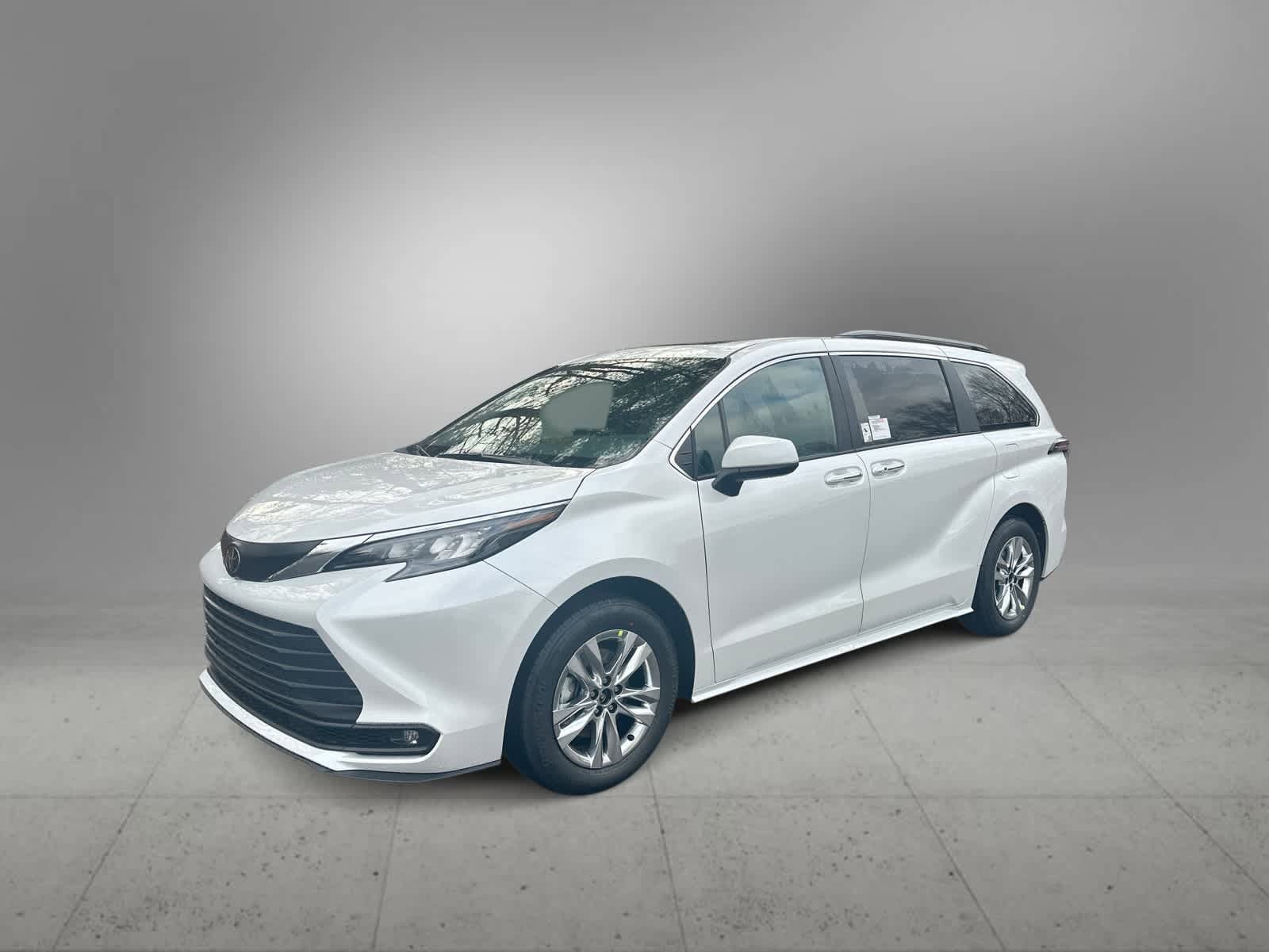 Thumbnail: 2026 Toyota Sienna - 1