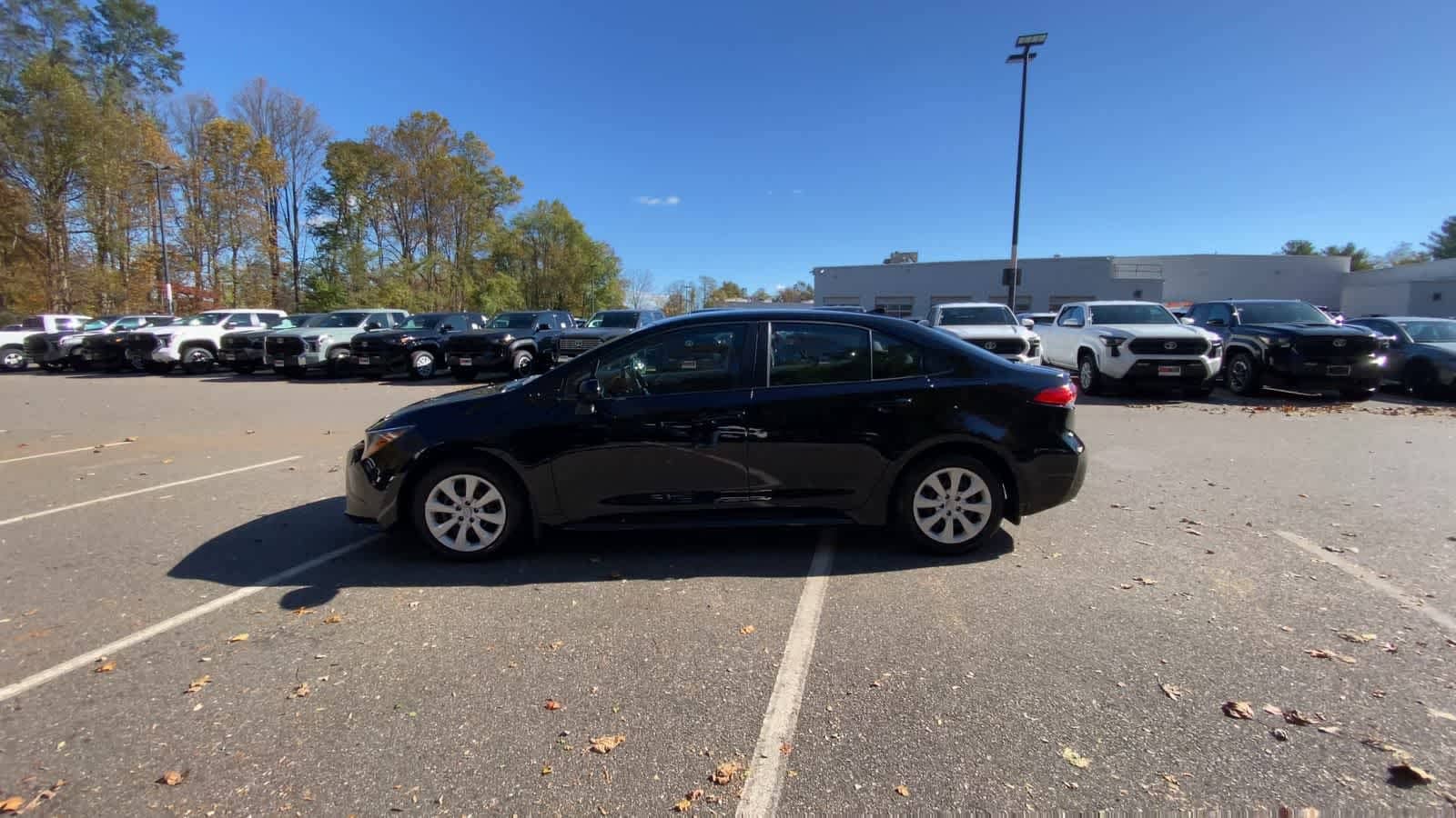 Thumbnail: 2024 Toyota Corolla - 12