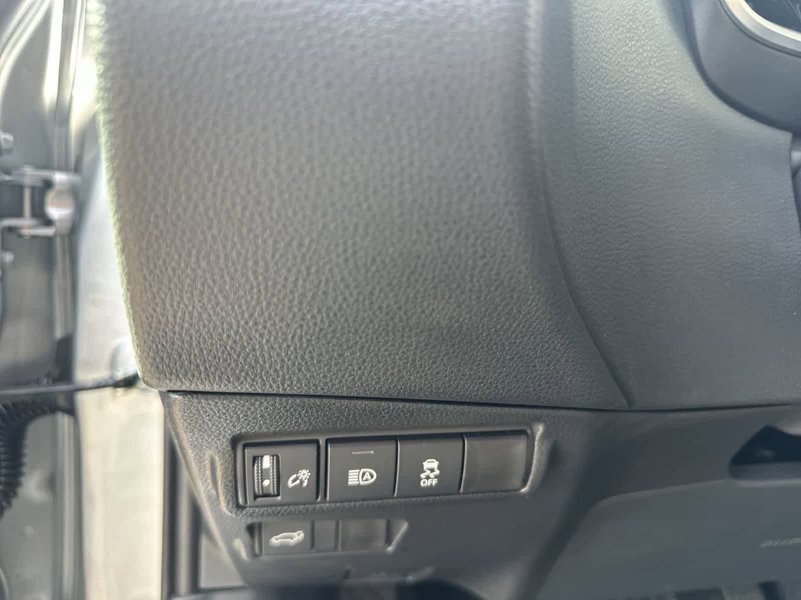 Thumbnail: 2026 Toyota Corolla Cross - 25