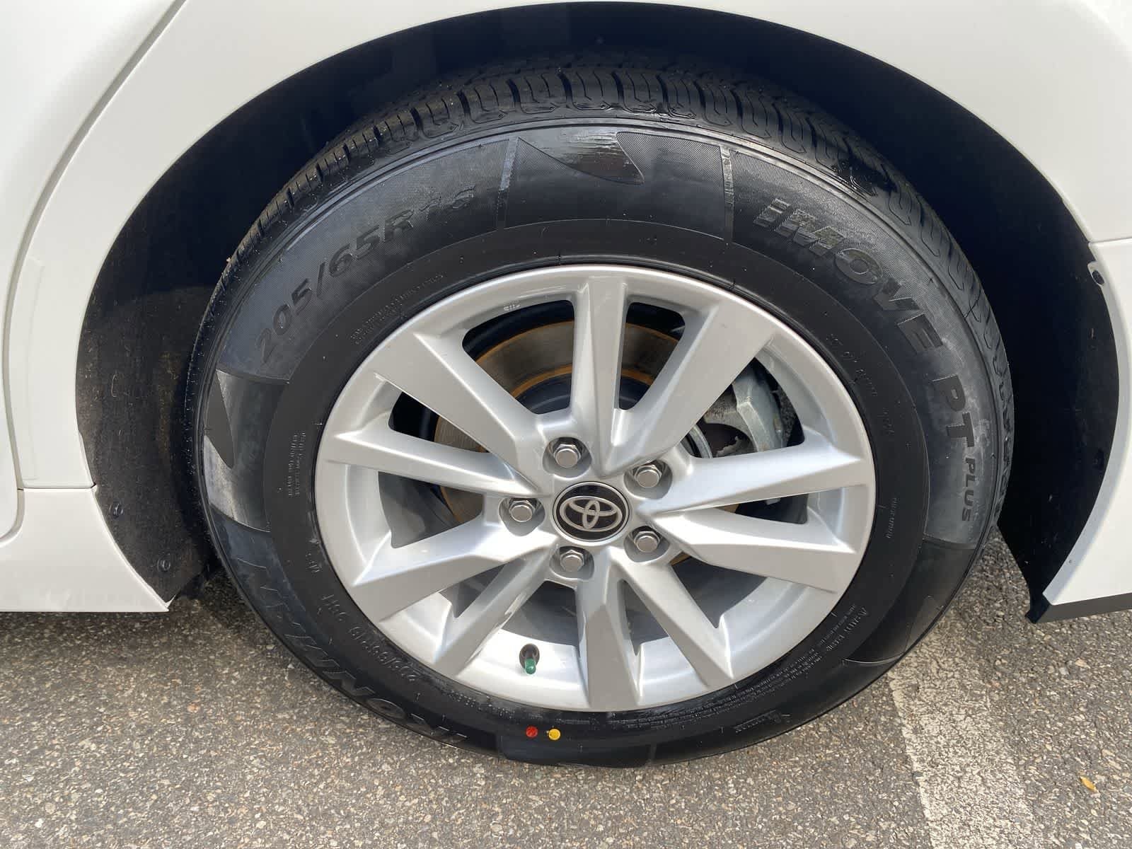 Thumbnail: 2025 Toyota Camry - 16