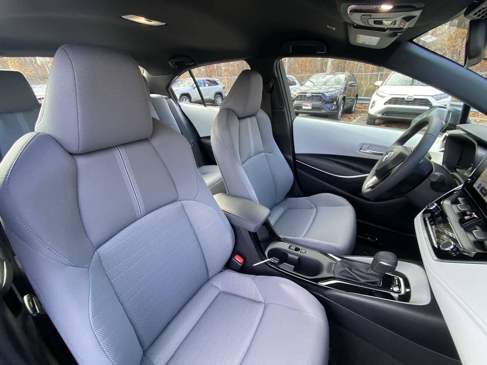 Thumbnail: 2025 Toyota Corolla - 26