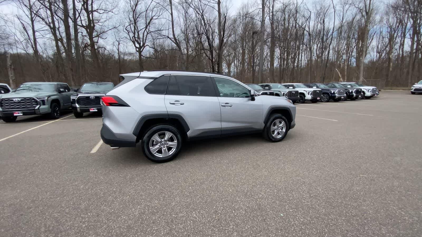 Thumbnail: 2025 Toyota RAV4 - 2