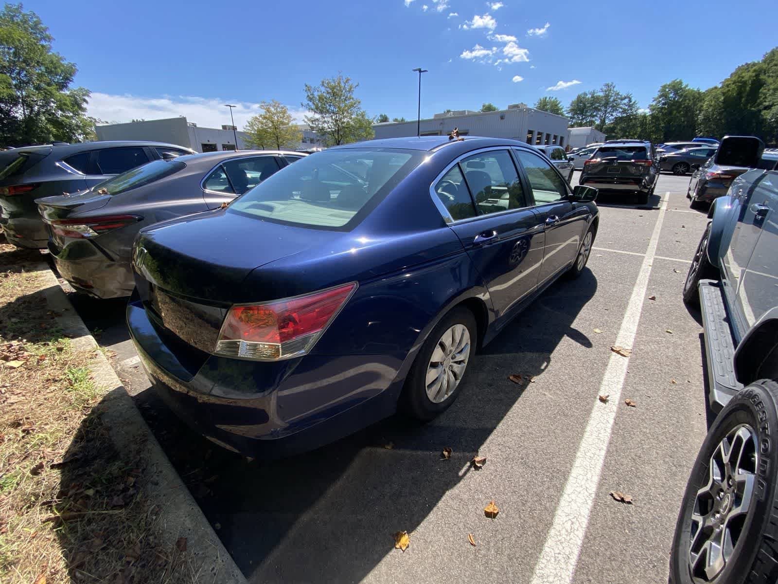 Thumbnail: 2009 Honda Accord - 8
