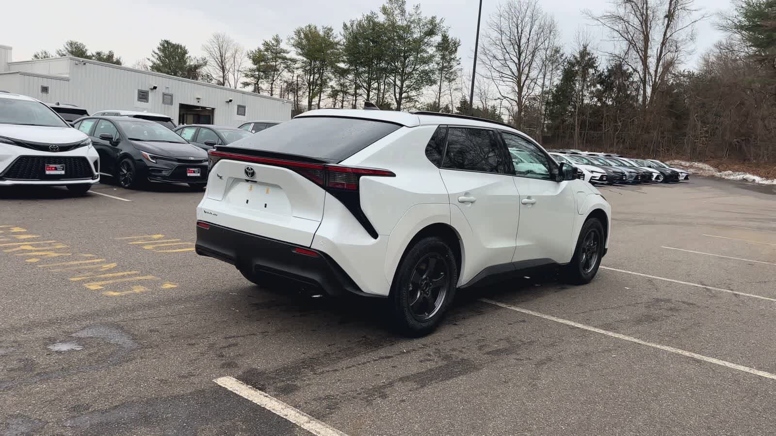 Thumbnail: 2026 Toyota bZ - 9