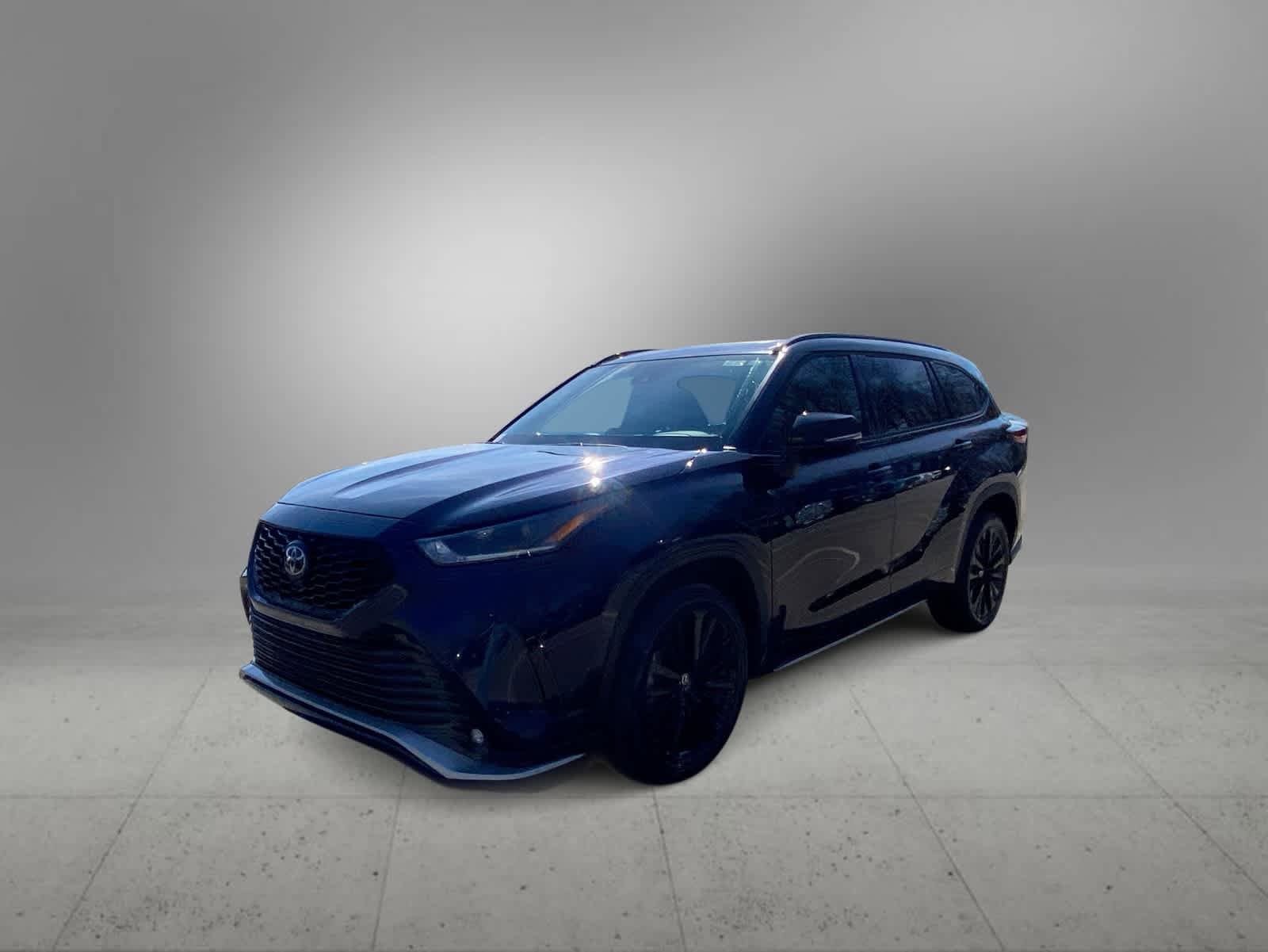 Thumbnail: 2025 Toyota Highlander - 4