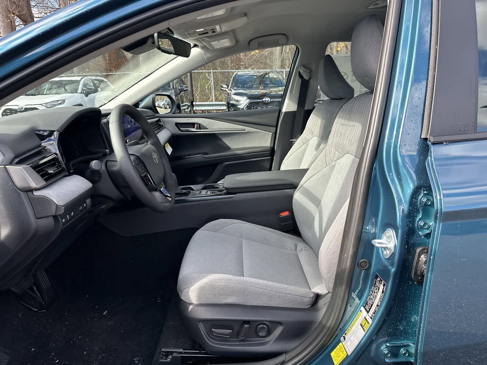 Thumbnail: 2026 Toyota Camry - 25