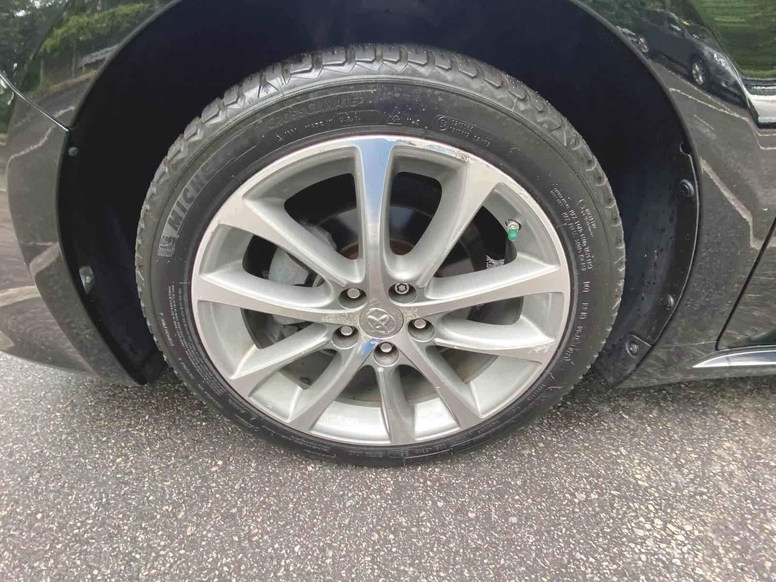 2014 Toyota Avalon Touring 11