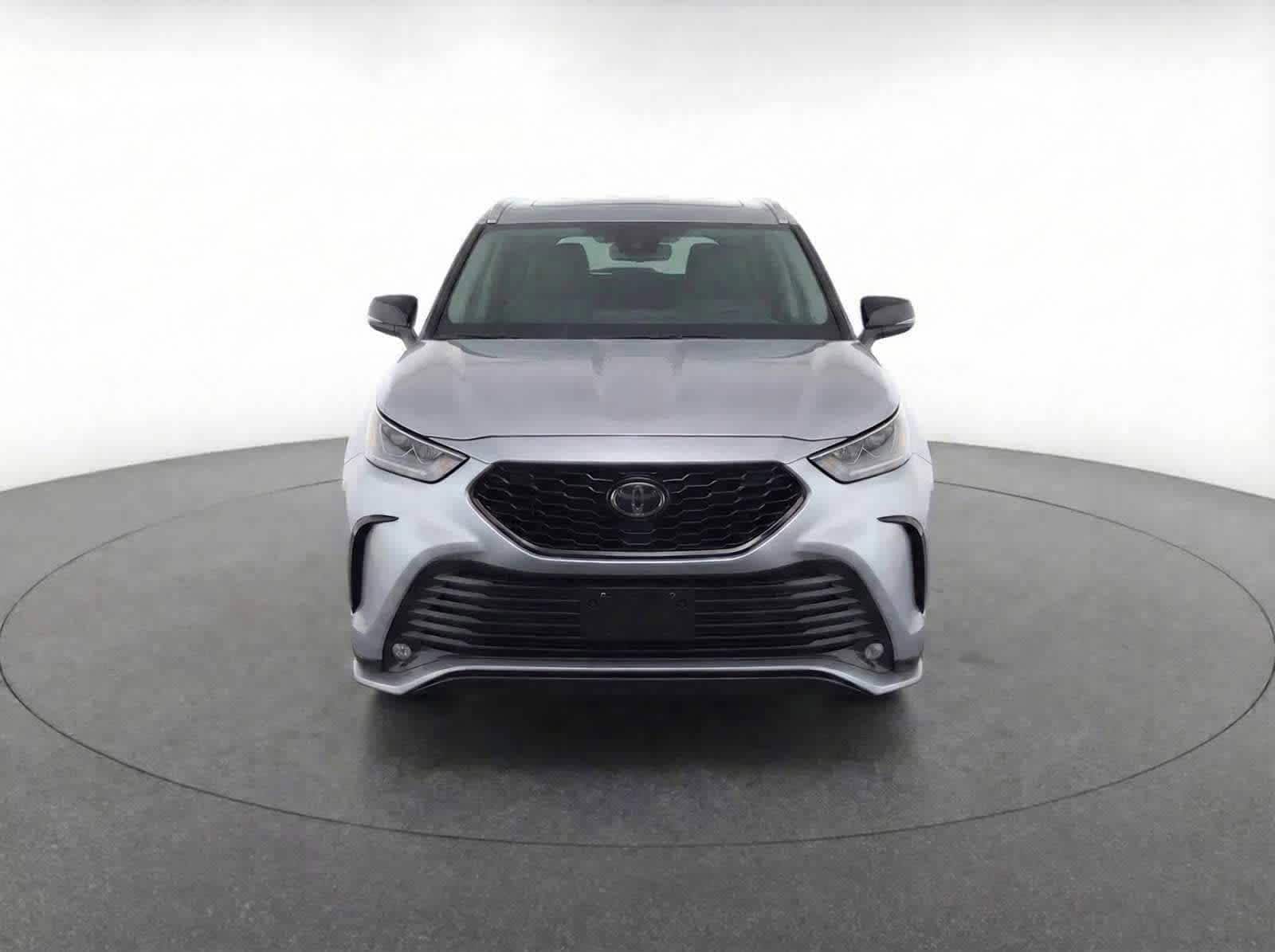 Thumbnail: 2025 Toyota Highlander - 2