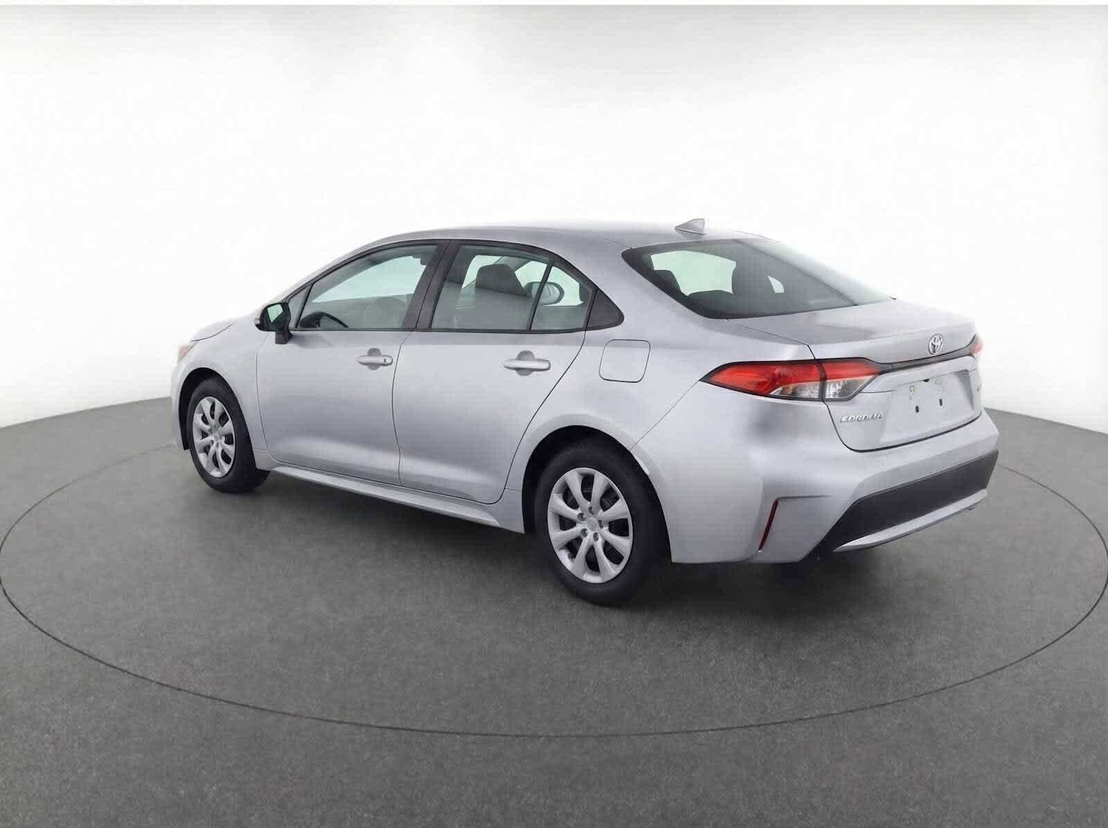 Thumbnail: 2025 Toyota Corolla - 4