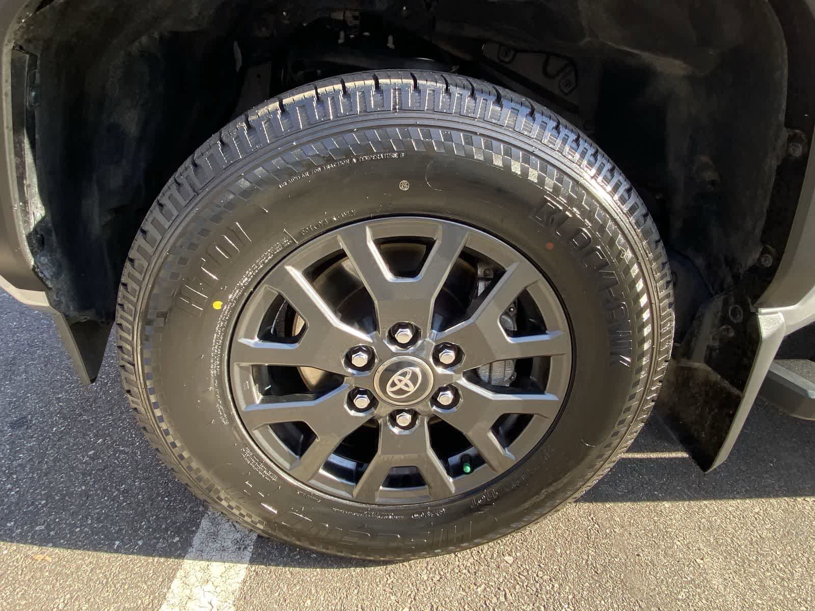 Thumbnail: 2025 Toyota 4Runner - 16