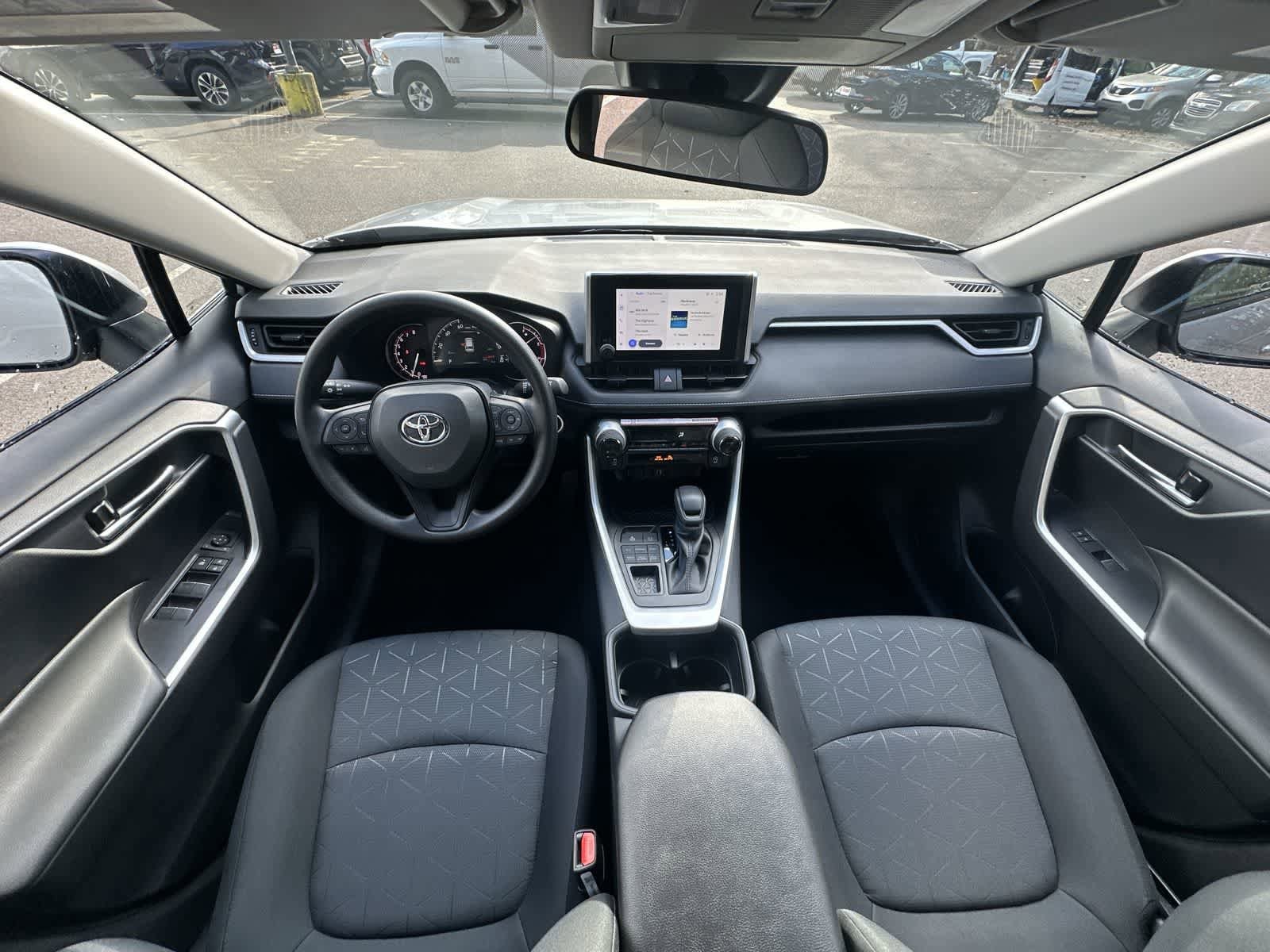 Thumbnail: 2025 Toyota RAV4 - 27