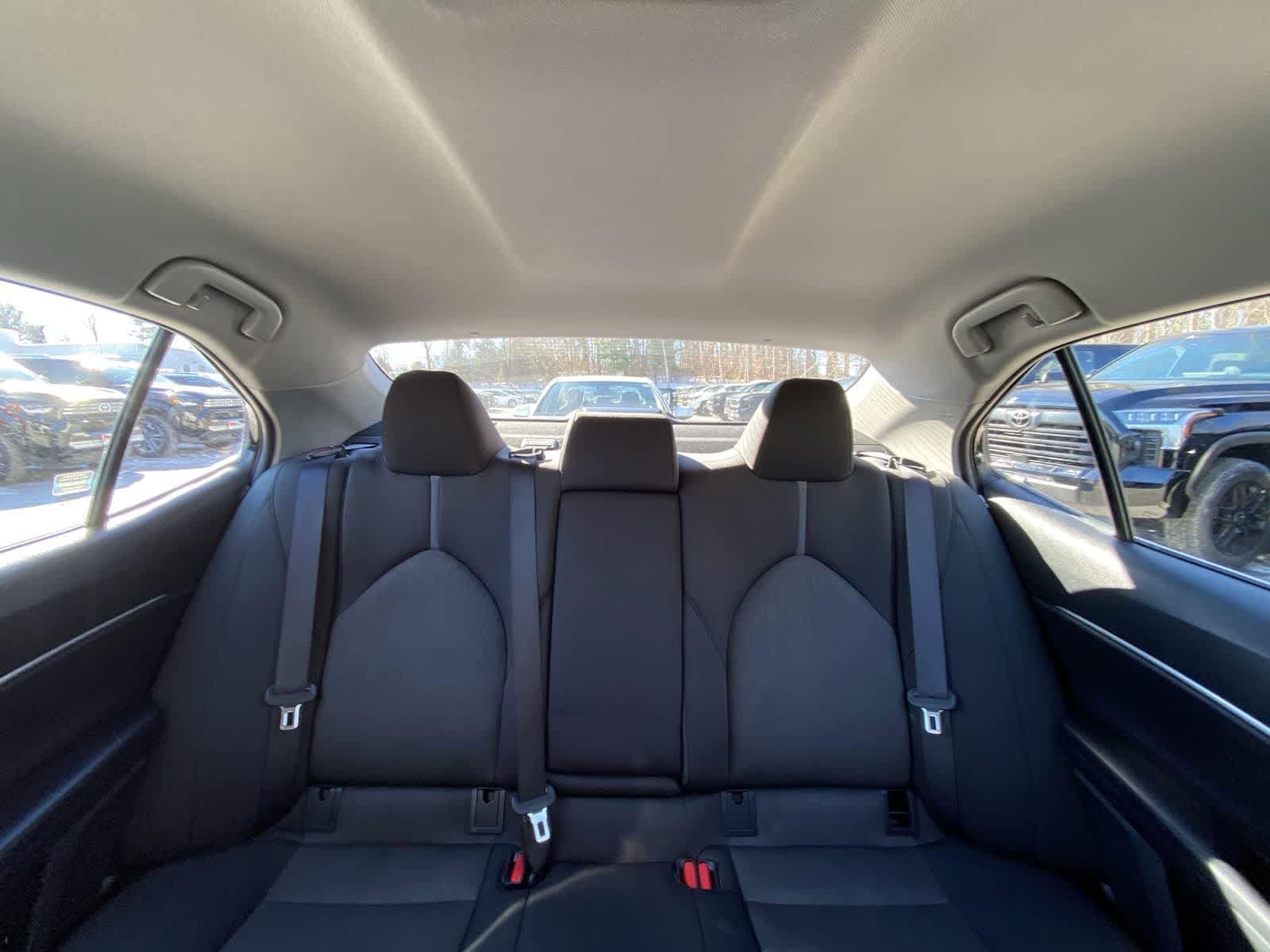 Thumbnail: 2024 Toyota Camry - 32