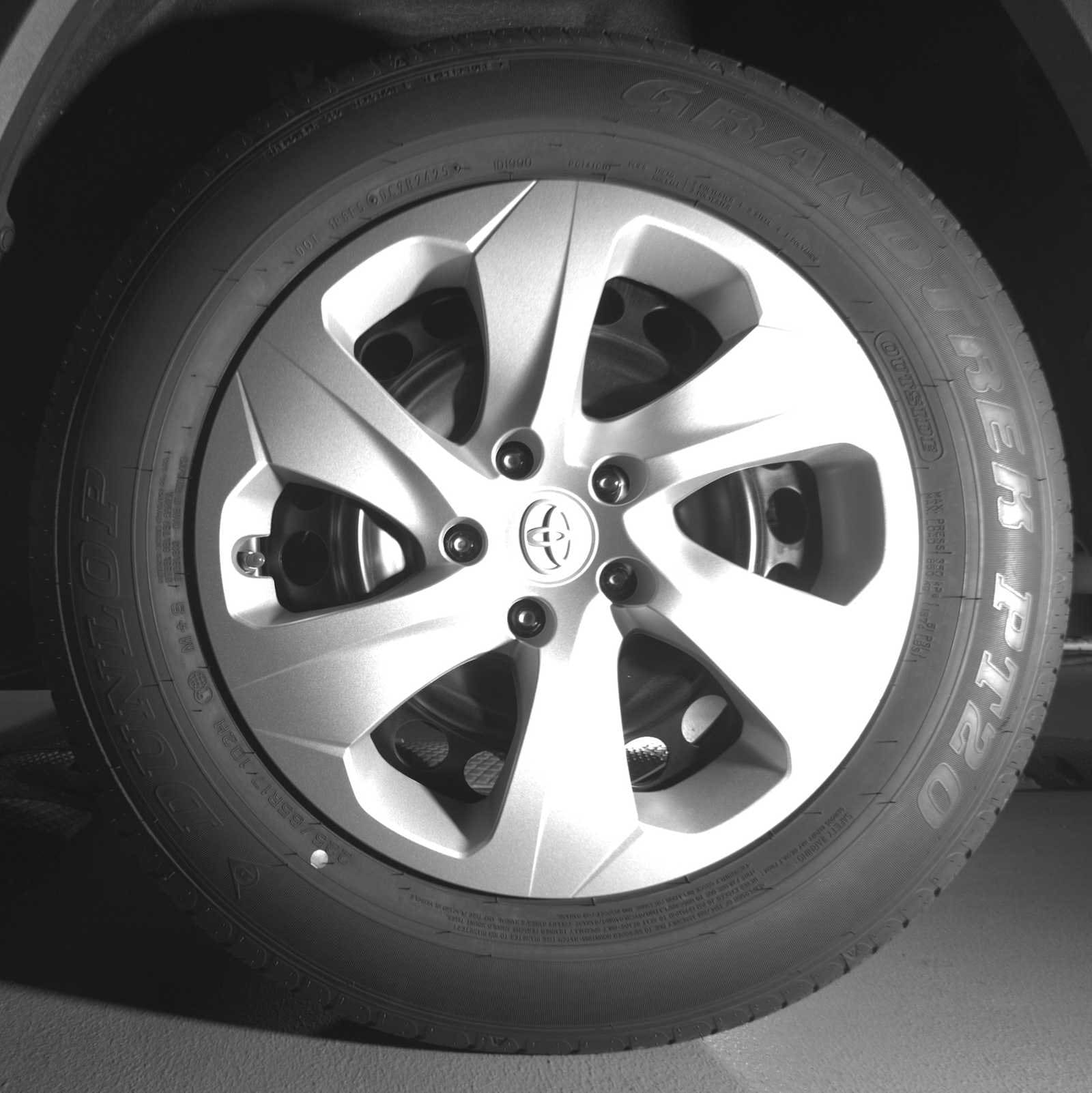 Thumbnail: 2025 Toyota RAV4 - 21