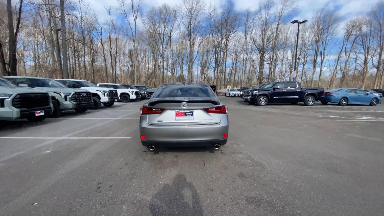 Thumbnail: 2016 Lexus IS - 15